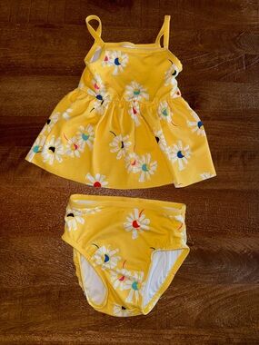 Hanna Andersson Yellow Daisy Swim Set